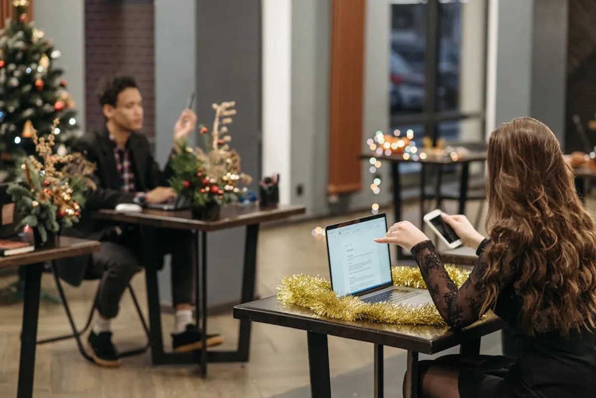 Holiday Date Explainers: How to Cover Them Clearly