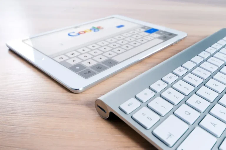 Why Readers Search for Trending Entertainment News
